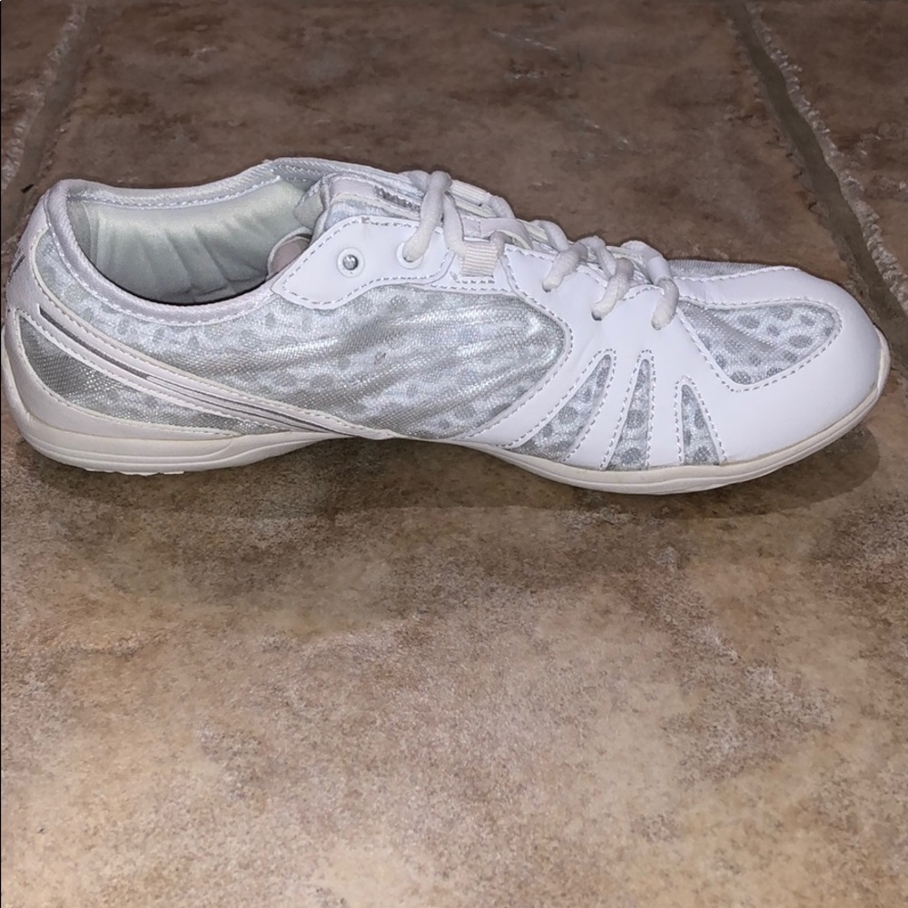Last Pass 2.0 Cheer Shoes